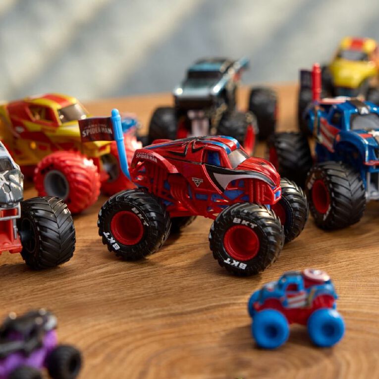 Monster Jam Remote Control Iron Man Truck 1:24 Scale, , hi-res