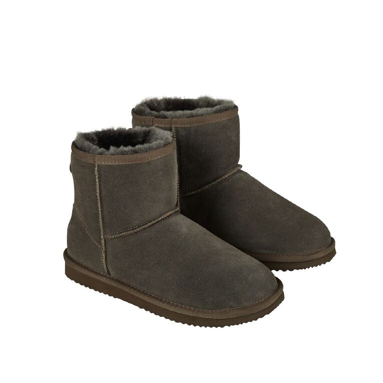 NEW ZEALAND SHEEPSKIN CO. Women's Sheepskin Lined Slipper Ankle Boots, Brown Dark, hi-res