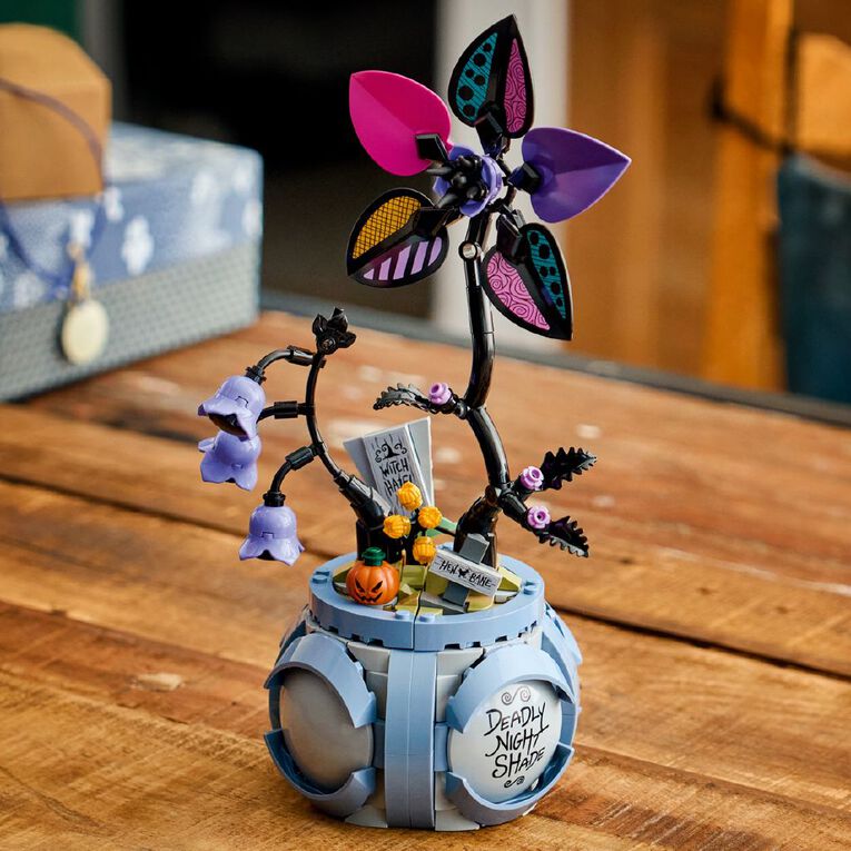 LEGO Disney Classic Sally's Flowerpot 43288, , hi-res