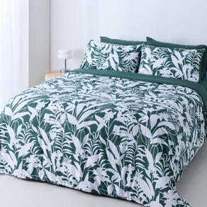 Living & Co 7 Piece Bed in a Bag Casa Green Queen