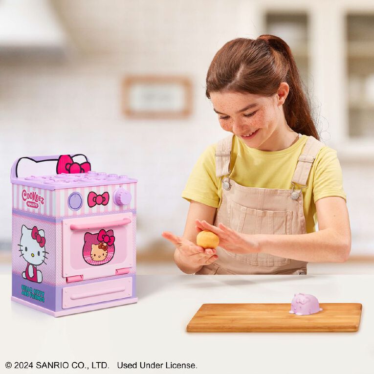 Cookeez Hello Kitty Makery Oven Playset, , hi-res