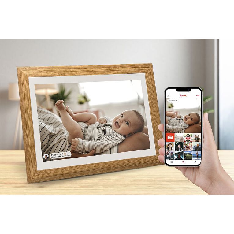 Jackson Frameo 10 inch WiFi Digital Photo Frame With Oak Frame White, , hi-res
