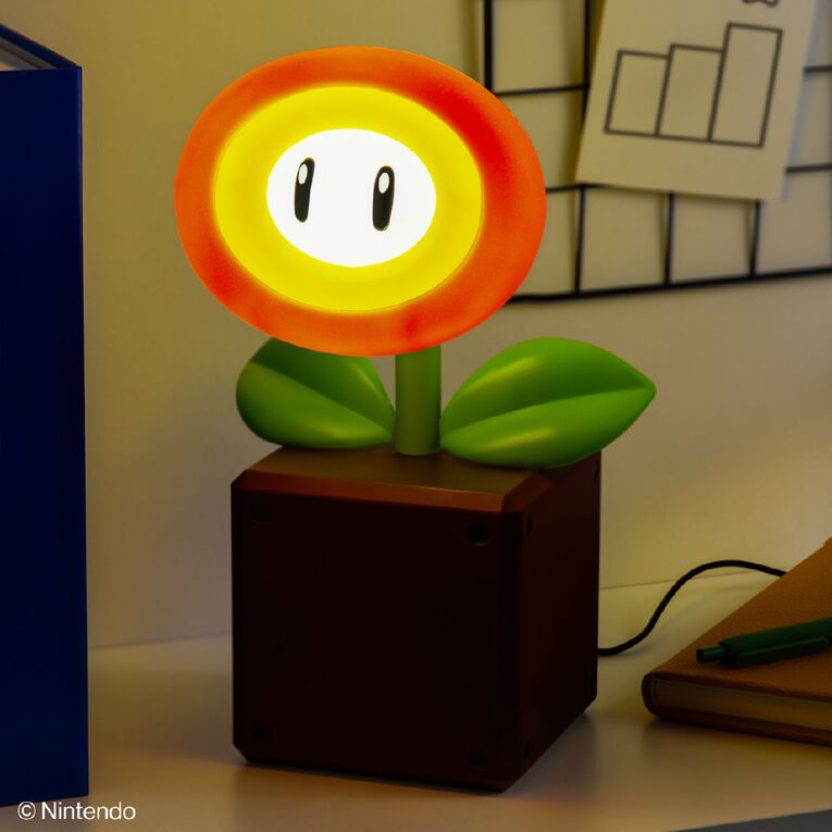 Paladone Super Mario Fire Flower Lamp, , hi-res