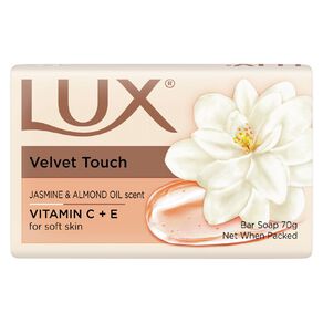 Lux White Velvet Soap Bars 4 Pack
