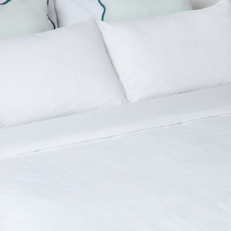 Living & Co Duvet Cover Set Matelasse White Queen, , hi-res