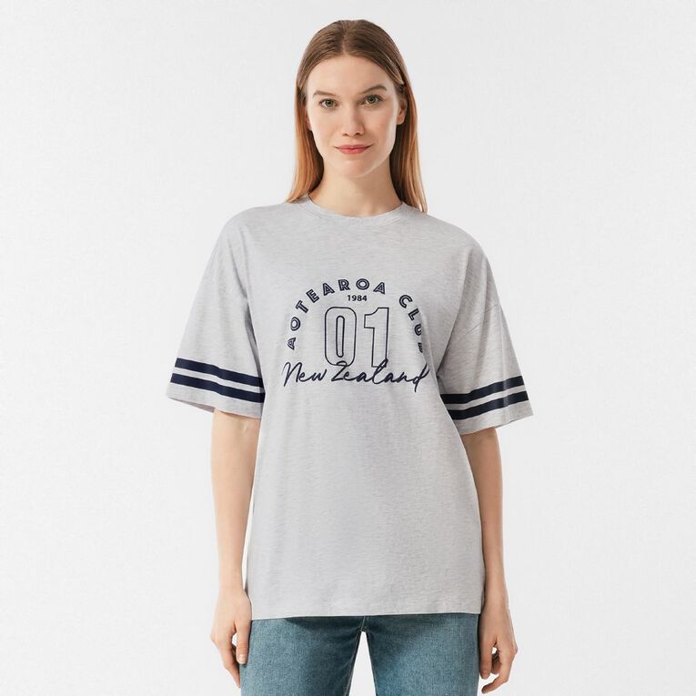 H&H Women's Short Sleeve Boyfriend Graphic Tee, Grey Mid, hi-res