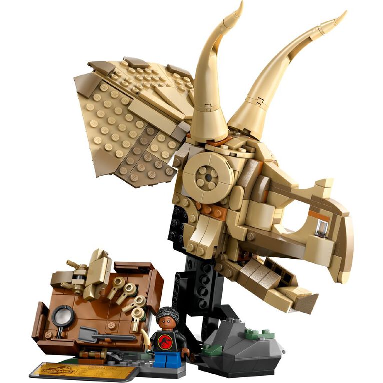 LEGO Jurassic World Dinosaur Fossils: Triceratops Skull 76969, , hi-res