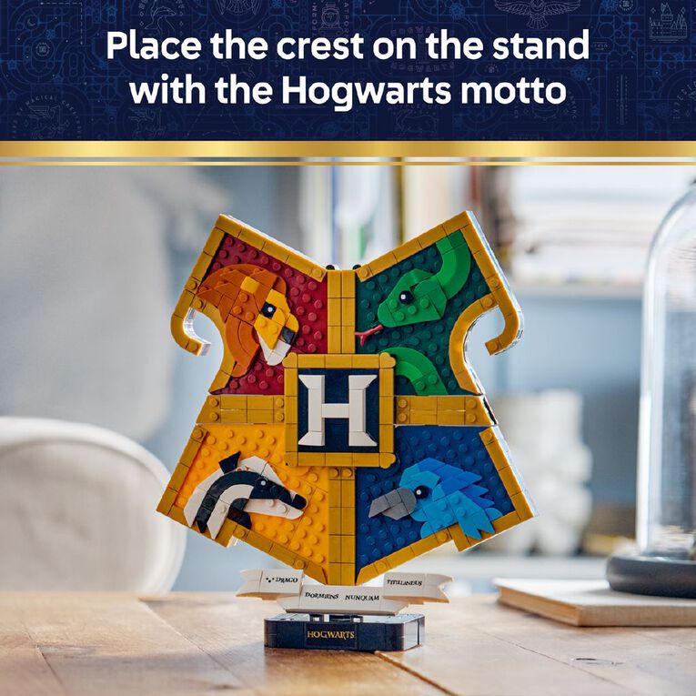 LEGO Harry Potter Hogwarts House Crest 76462, , hi-res