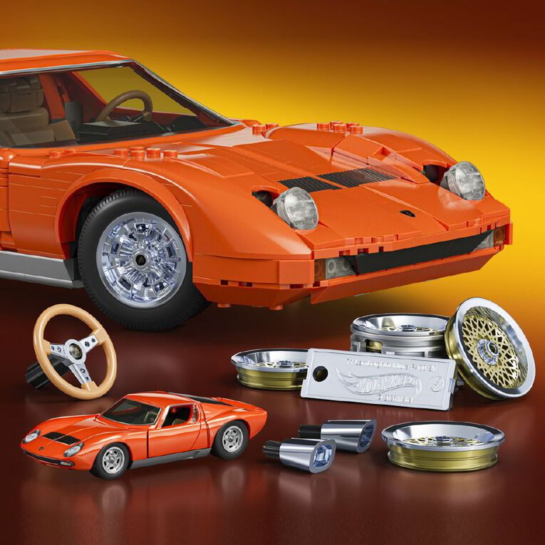 Hot Wheels Bricks Lambourghini 71 Miura P400 SV, , hi-res