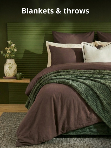 Blankets & Throws