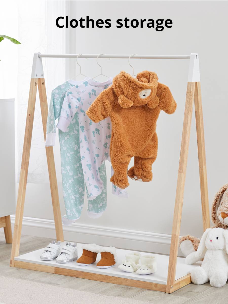 Clothes storage