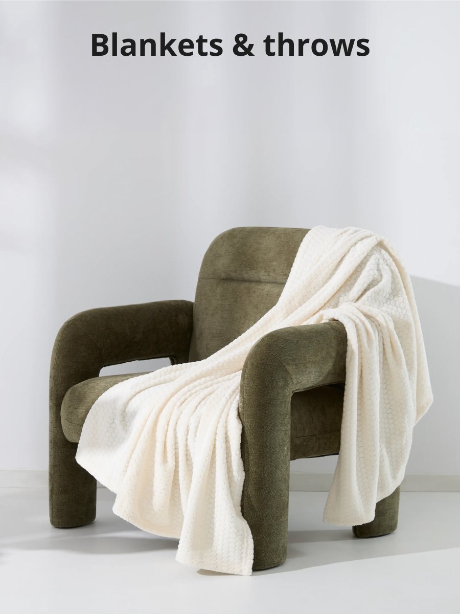 Blankets & throws
