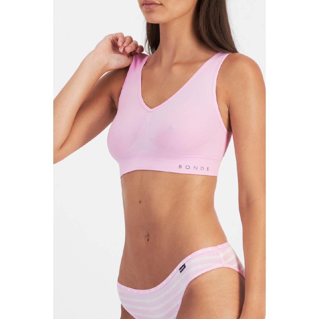 B FOR BONDS Women's Comfy Crop